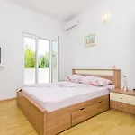 & Bari I - With Balcony And Garden View First Floor -apt 9 Mlini