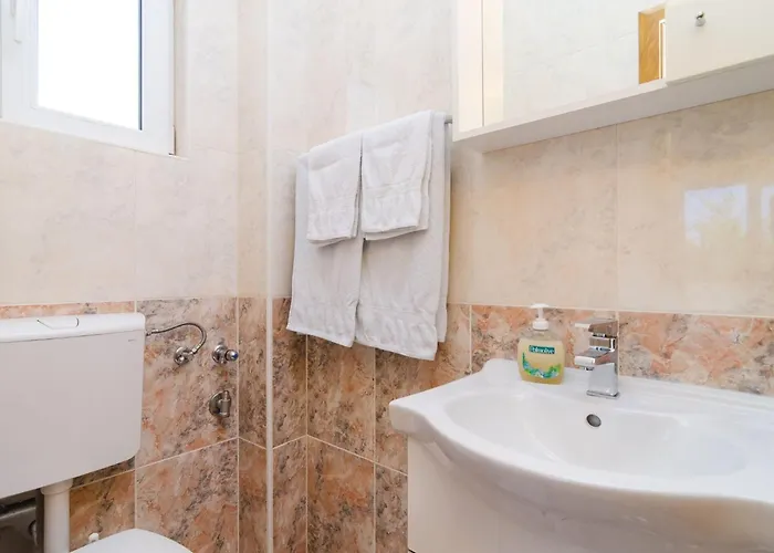 & Bari I - With Balcony And Garden View First Floor -apt 9 * Mlini