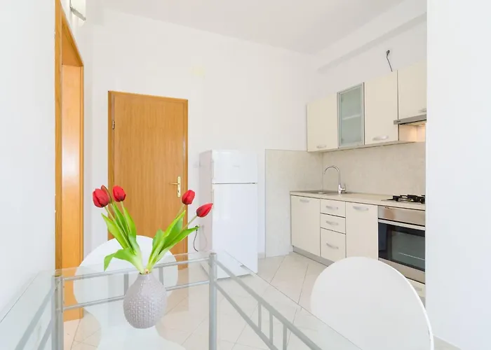 & Bari I - With Balcony And Garden View First Floor -apt 9 Apartament Mlini